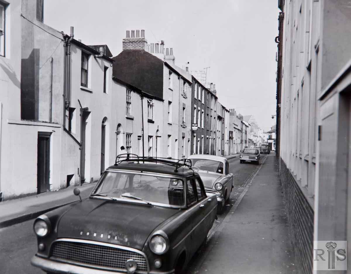 KENSINGTON STREET