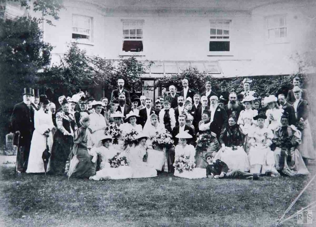 1892